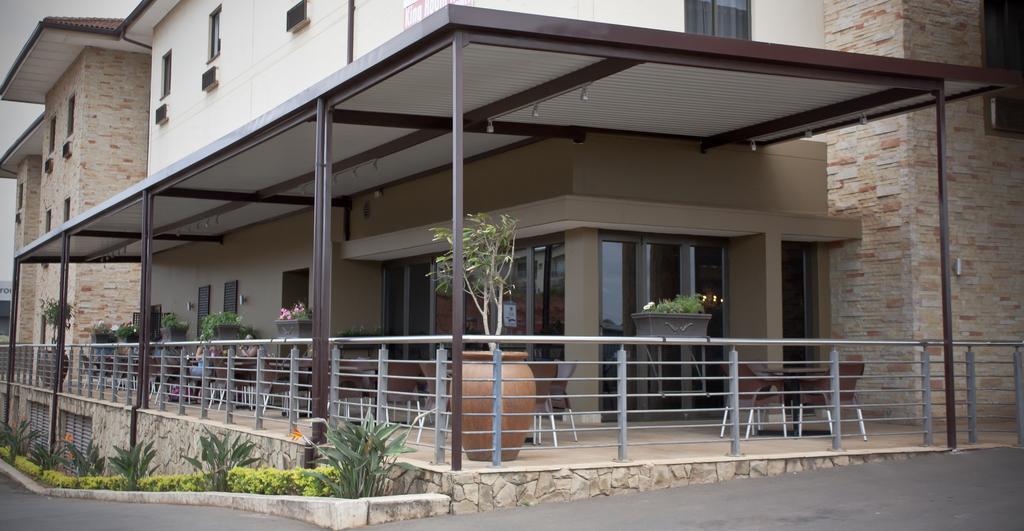 Hampshire Hotel - Ballito Exterior photo